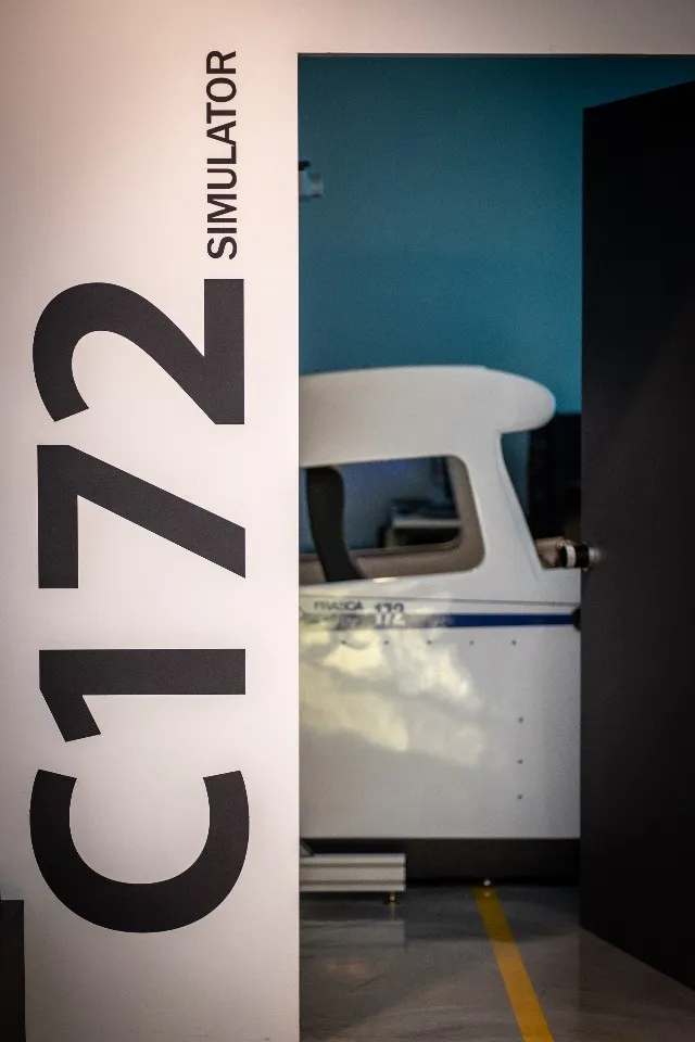 C172 FRASCA